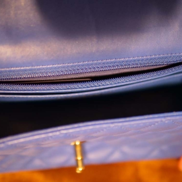 Chanel rectangular lambskin mini flap - Picture 3 of 8